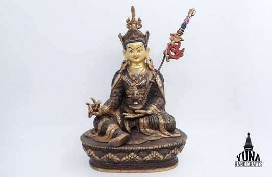 Guru Rinpoche Statue