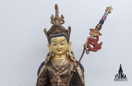 Guru Rinpoche Statue
