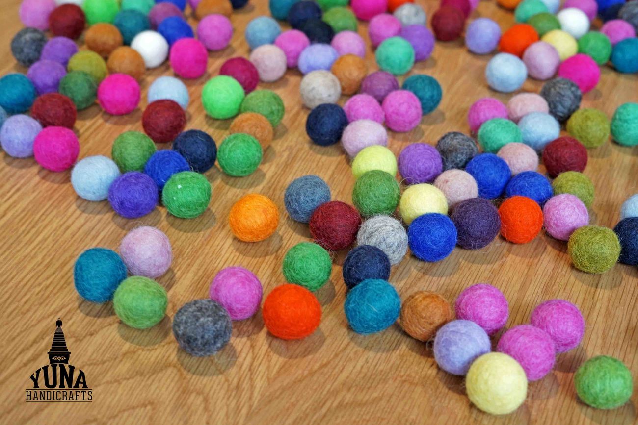 Wool Felt Balls For Diy Projects (1-4 cm)